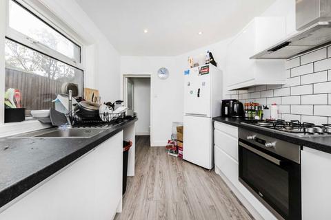 undefined, Ravenswood Road, London SW12