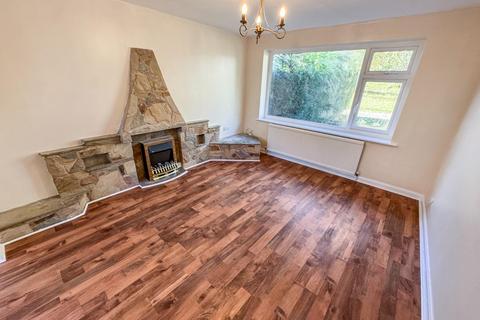 3 bedroom semi-detached house to rent, Heathfield Walk, Adel, Leeds