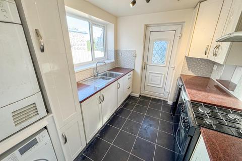 3 bedroom semi-detached house to rent, Heathfield Walk, Adel, Leeds