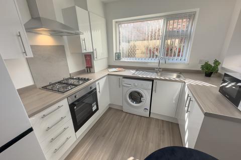 undefined, Connaught Road, L7 8RP,