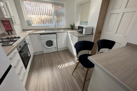 undefined, Connaught Road, L7 8RP,