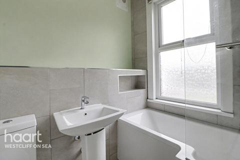 2 bedroom flat for sale, Hamstel Road, Southend-on-Sea