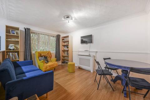 undefined, Hadleigh Walk, Beckton, London, E6