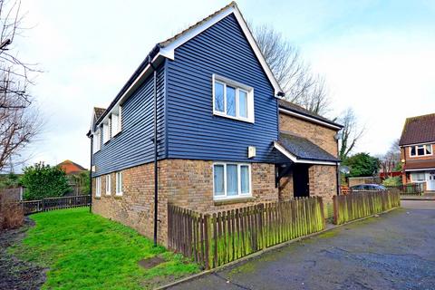 1 bedroom flat to rent, Hadleigh Walk, Beckton, London, E6
