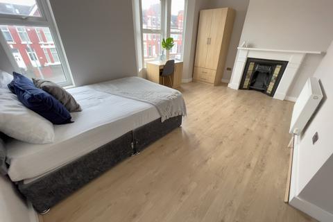 undefined, Sheil Road, L6 3AB,