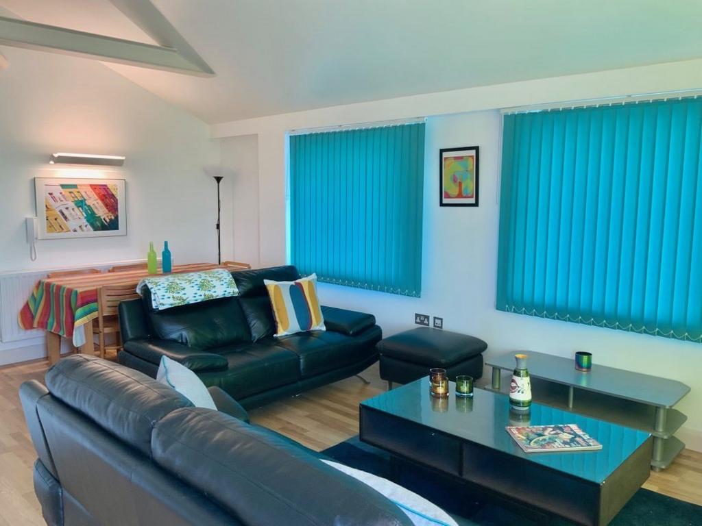 Rs 66 open plan 1030