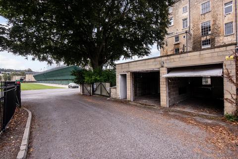 Garage to rent, Johnstone Street, Bathwick BA2