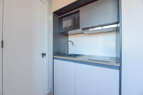 Studio to rent, Harrow HA1