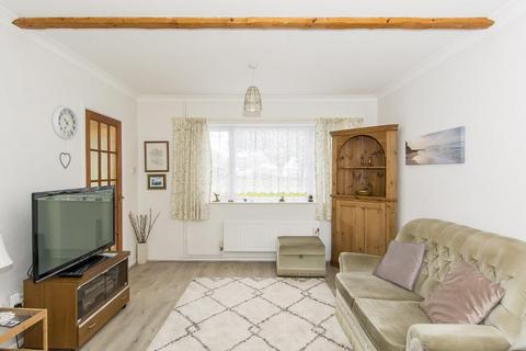 2 bedroom end of terrace house for sale, Cedar Avenue, Lutterworth