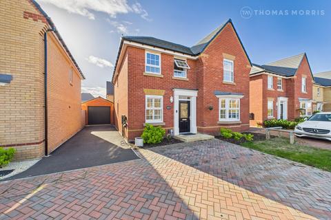 4 bedroom detached house for sale - Turnpike Close, St. Ives PE27