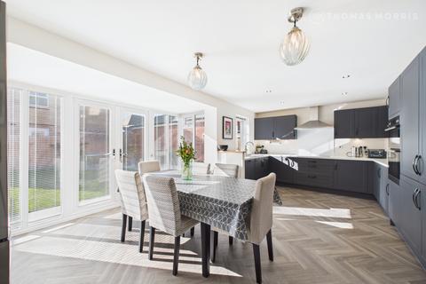4 bedroom detached house for sale, Turnpike Close, St. Ives PE27