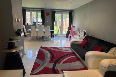 undefined, Southall, UB2