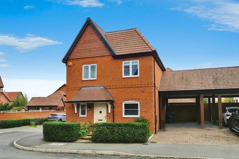 4 Bingham Drive, Wokingham, RG40 5AU