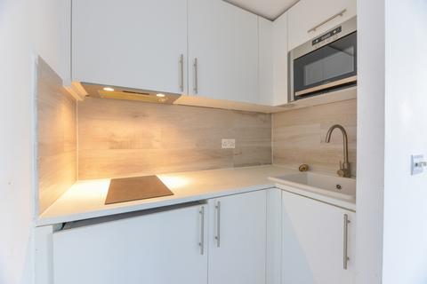 Studio to rent, College Road, Harrow HA1