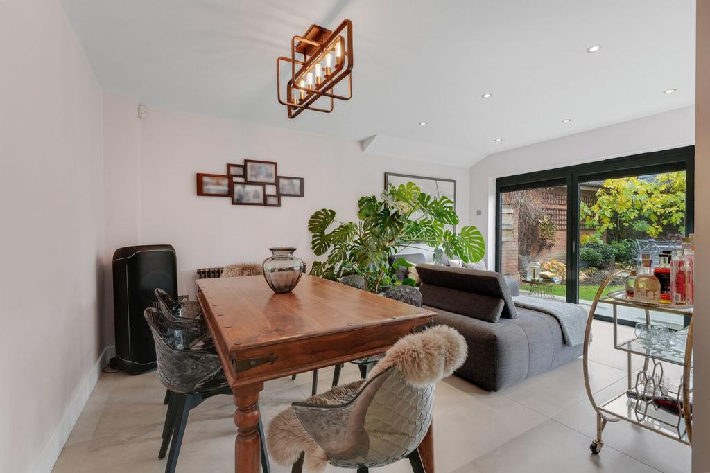 Dining/Family Room