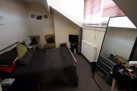 undefined, Rombalds Place, Leeds LS12