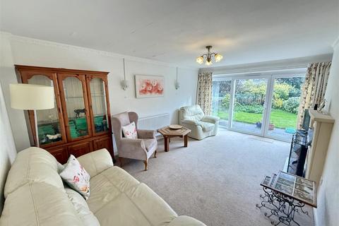 3 bedroom detached bungalow for sale, James Close, Llanon