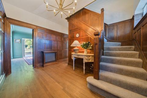 75 Downs Hill, Beckenham, BR3 5HD