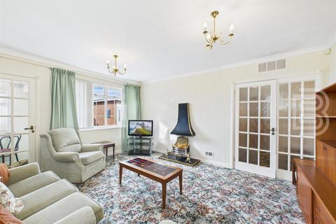 undefined, Brays Close, Rugby CV23