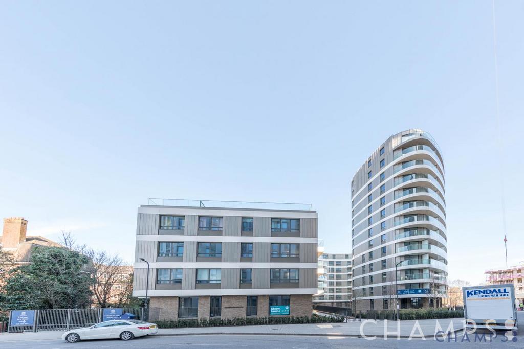 Stunning 3 Bedroom Flat