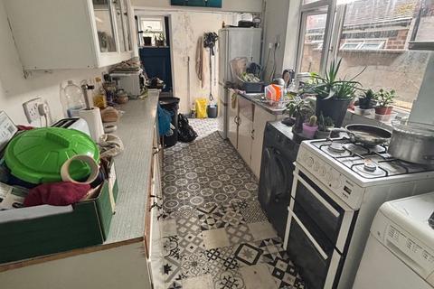 3 bedroom terraced house for sale, Stoke-On-Trent ST6