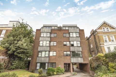 2 bedroom flat to rent, Bolton Road, London, W4