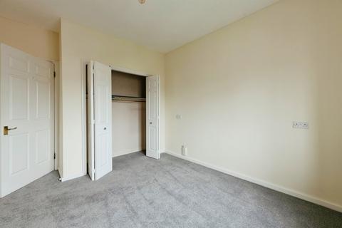 undefined, 13 Sondes Farm, Glebe Road RH4
