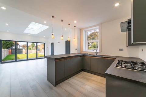 4 bedroom semi-detached house for sale, Ribbleton Avenue Preston PR2 6YS