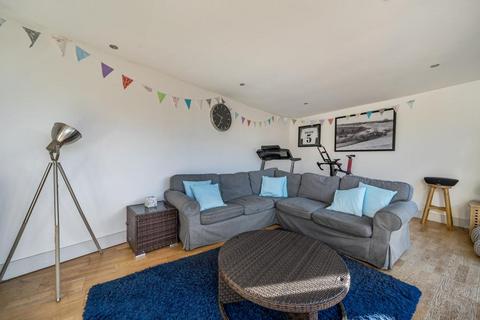 39 The Drive, Ashford, TW15 1SJ