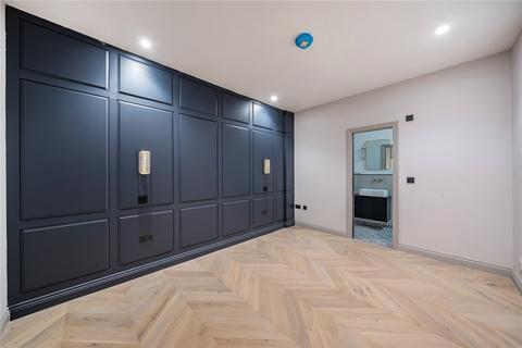 undefined, Gordon Road, London