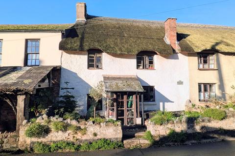 Deane Road, Stokeinteignhead, TQ12