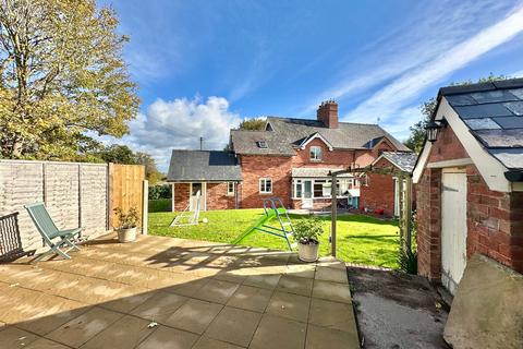 undefined, Belmont, Hereford, HR2