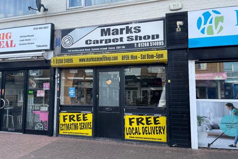 Shop to rent - Furtherwick Road, Canvey Island