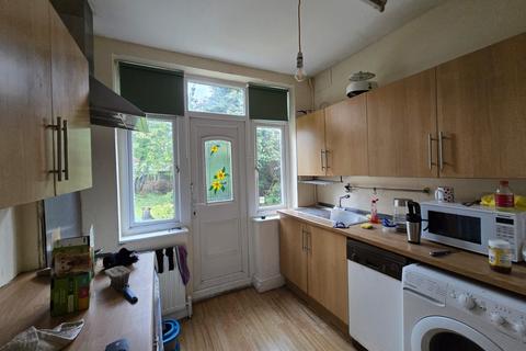 31 Renters Avenue, London, NW4 3QY