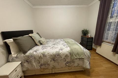 undefined, Woodthorpe Road, Ashford, TW15