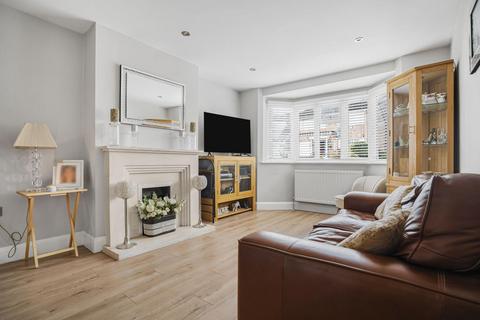 undefined, Merridene, Grange Park, N21
