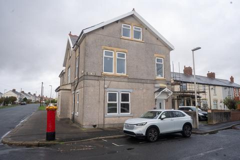 2 bedroom flat for sale, Carr Road, Thornton-Cleveleys FY5