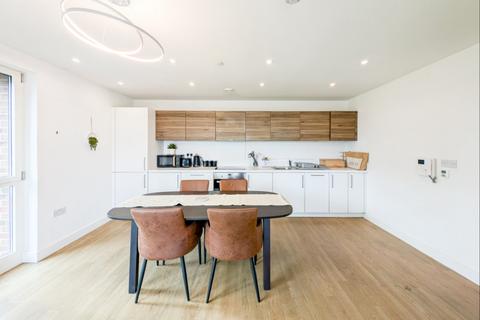3 bedroom apartment to rent, Marner Point, Jefferson Plaza, Bromley-by-bow, E3