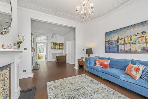 undefined, Chelverton Road, London