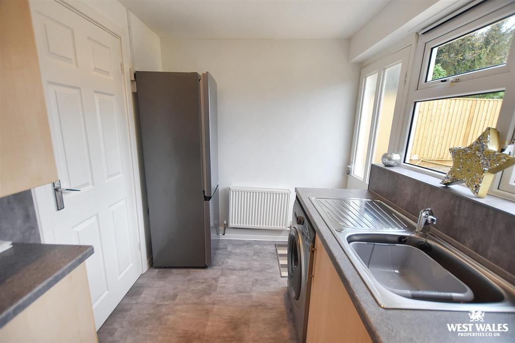 2 - 2025-10-26 T201747.612.jpg