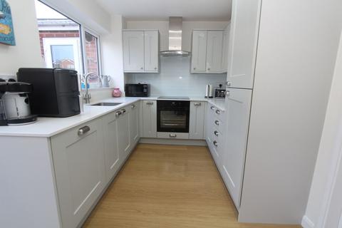 undefined, Gayfield Avenue, Brierley Hill DY5