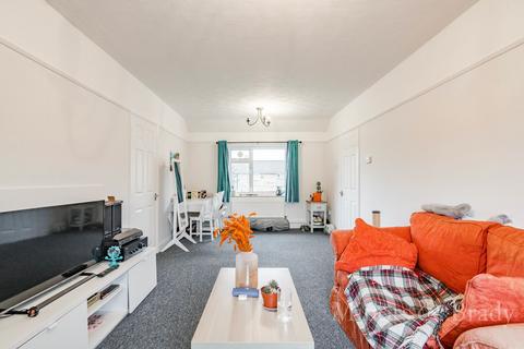 2 bedroom flat to rent, Paine Road, Norwich
