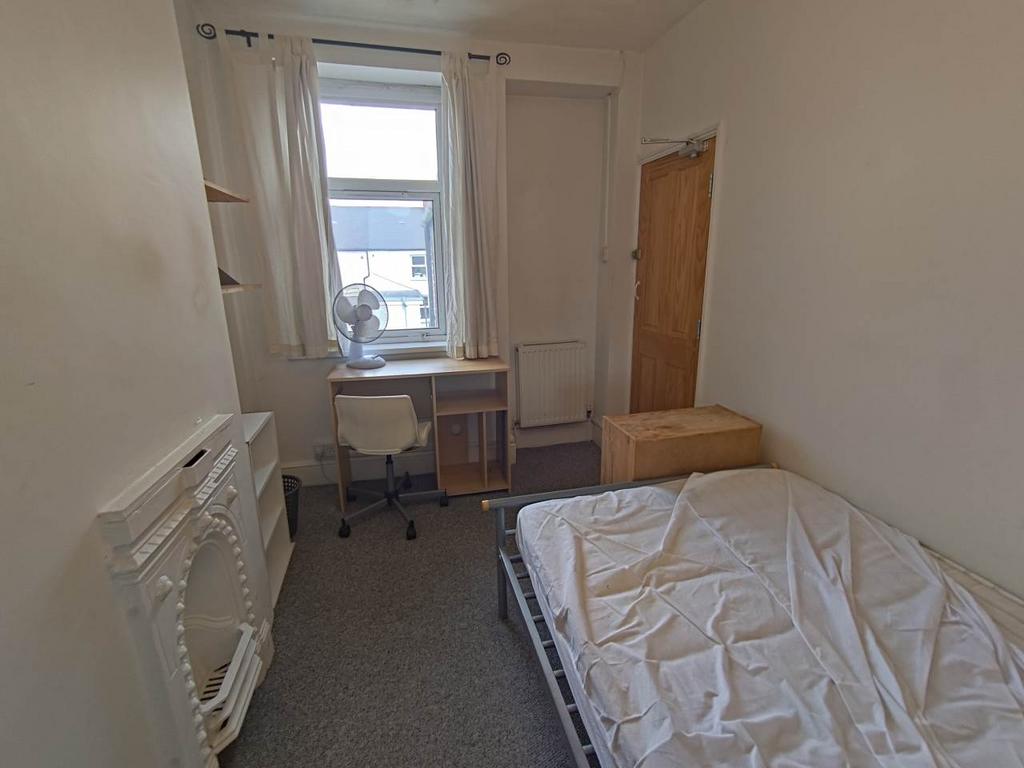 First floor middle b