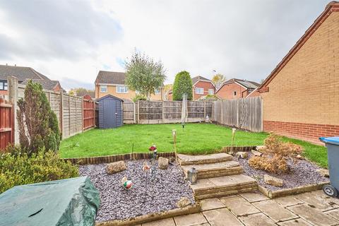 3 bedroom semi-detached house for sale, Hogarth Close, Hinckley