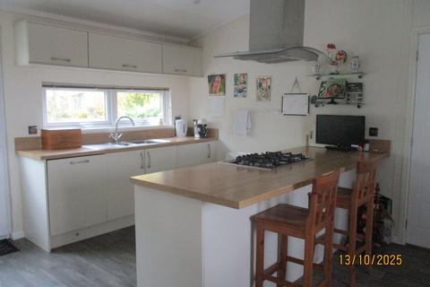 2 bedroom park home for sale, Waters View, Yarwell Mill Country Park, Yarwell PE8