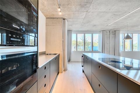 3 bedroom apartment for sale, London Lane, London, E8