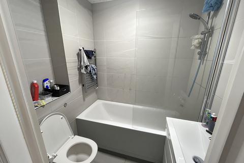 undefined, Heron Court, Mitcham, CR4