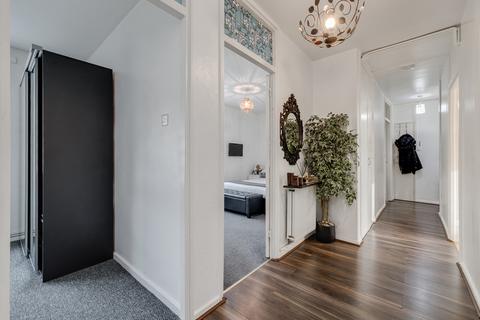 3 bedroom flat for sale, Delamere Terrace, London W2