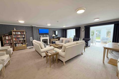 1 bedroom flat to rent, Birch Court, SA6 6HU