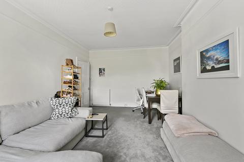 1 bedroom flat to rent, Kew Gardens Road, Kew, Richmond, Surrey TW9
